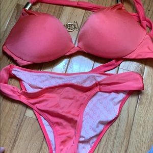 Victoria’s Secret bikini top 34c bottom is small.